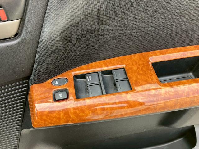 フリードスパイク Ｇ　ジャストセレクション　左電動スライドドア　純正ナビ　ＴＶ　バックカメラ　ＥＴＣ（18枚目）