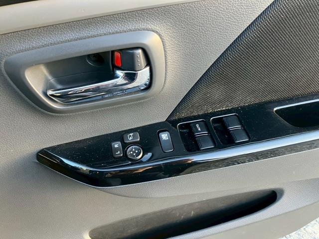 ワゴンＲスティングレー Ｘ　４ＷＤ　社外ナビ　Ｂｌｕｅｔｏｏｔｈ　フルセグＴＶ　シートヒーター（19枚目）