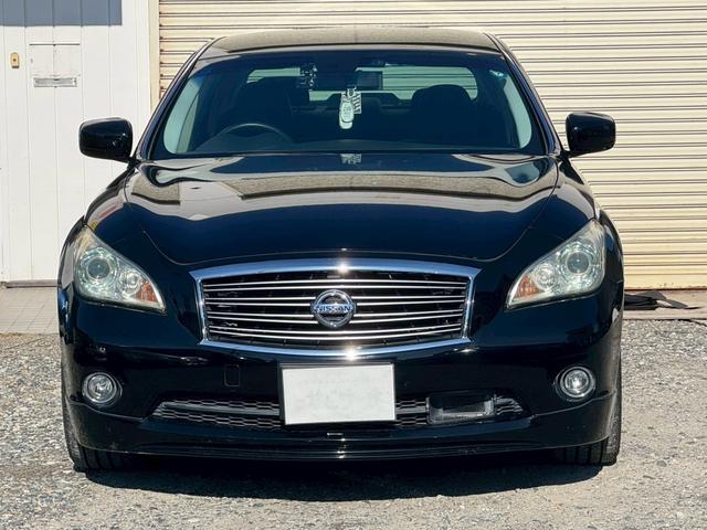 フーガハイブリッド ベースグレード　ナビ　バックカメラ　電動シート　クルコン（2枚目）