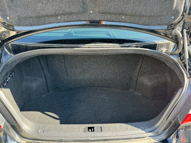 フーガハイブリッド ベースグレード　ナビ　バックカメラ　電動シート　クルコン（26枚目）