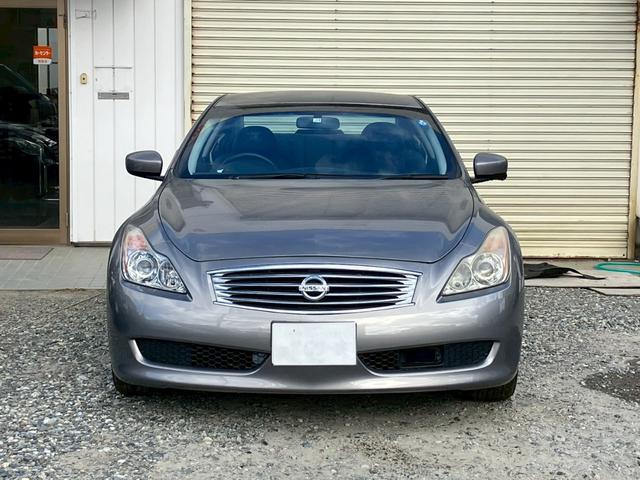 スカイライン ３７０ＧＴ　純正ナビ　サイド　バックカメラ　本革シート　パワーシート　クルコン（2枚目）