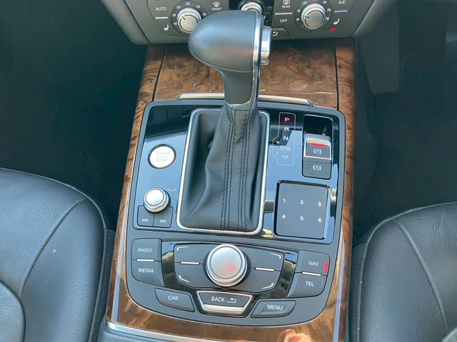 Ａ６ ２．８ＦＳＩクワトロ　４ＷＤ　純正ナビ　バックカメラ　クルコン　クリアランスソナー　シートヒーター　ＢＯＳＥスピーカー　パワーシート（18枚目）
