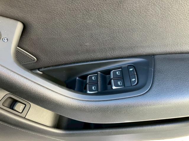 Ａ６ ２．８ＦＳＩクワトロ　４ＷＤ　純正ナビ　バックカメラ　クルコン　クリアランスソナー　シートヒーター　ＢＯＳＥスピーカー　パワーシート（19枚目）