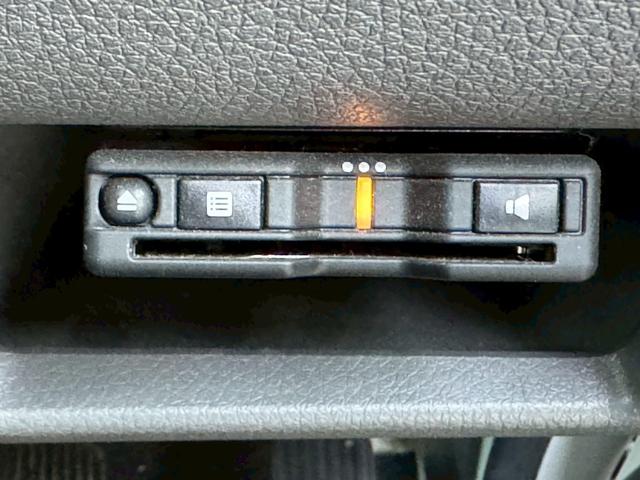 NV350キャラバンバン ロングプレミアムGXターボ 4WD 全周囲カメラ フルセグTV(16枚目)