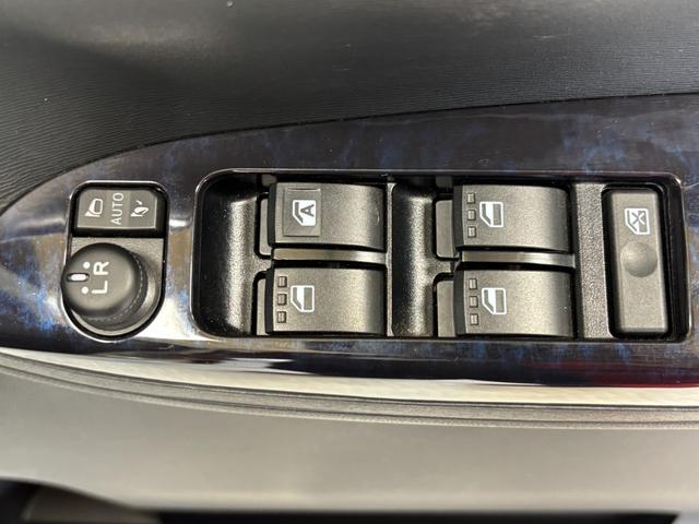 タント カスタムＲＳ　トップエディションＳＡＩＩＩ　オートライト　オートエアコン　ターボエンジン　両側電動スライドドア　ＬＥＤヘッドランプ　ＬＥＤフォグランプ　ＣＶＴ（61枚目）