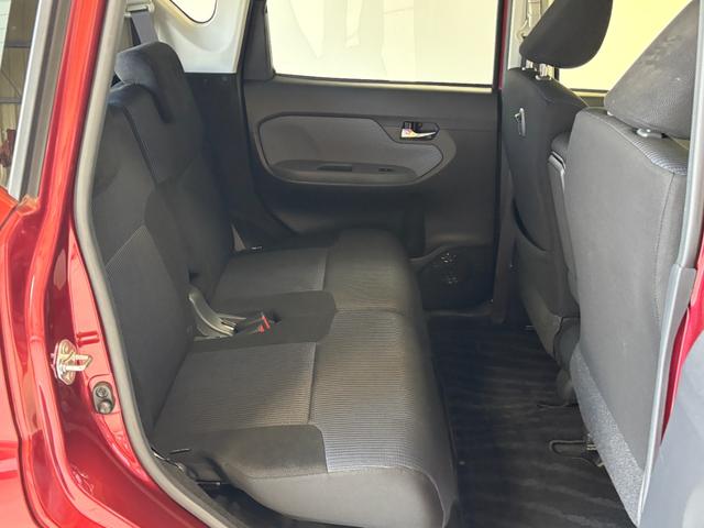 ムーヴ カスタム　Ｘ　ＣＤチューナー　オートエアコン　ＣＶＴ　オートライト　ＬＥＤヘッドランプ　ＬＥＤフォグランプ（16枚目）