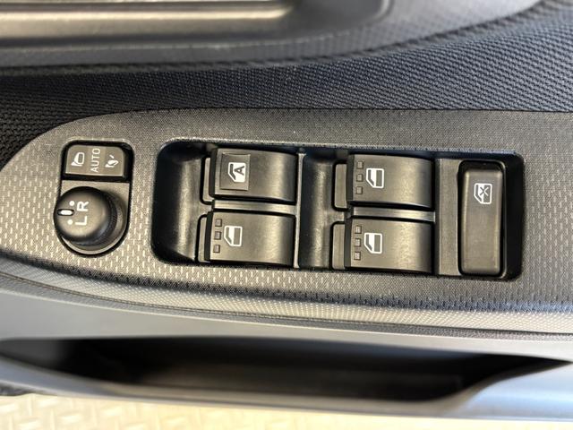 ムーヴ ＸリミテッドＩＩ　ＳＡＩＩＩ　ＣＤチューナー　オートエアコン　ＥＴＣ　　オートライト　ＬＥＤヘッドランプ　ＣＶＴ（30枚目）