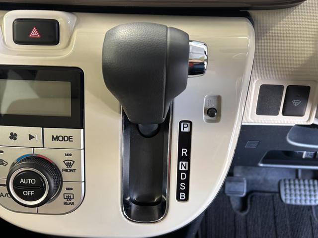 ムーヴキャンバス Gホワイトアクセントリミテッド SAIII カーナビ 全方位カメラ ドラレコ CVT シートヒーター 両側電動スライドドア オートライト オートエアコン LEDヘッドランプ LEDフォグランプ(12枚目)