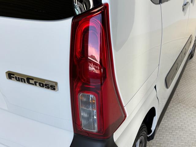 タント ファンクロス ディスプレイオーディオ バックカメラ ETC シートヒーター クルーズコントロール 両側電動スライドドア オートライト オートエアコン LEDヘッドランプ LEDフォグランプ CVT(44枚目)