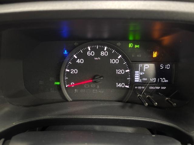 ハイゼットカーゴ クルーズ　防錆塗装済み　ＣＤチューナー　マニュアルエアコン　ＣＶＴ　オートライト　ＬＥＤヘッドランプ　ＬＥＤフォグランプ　大型ＬＥＤ荷室灯　オーバーヘッドシェルフ　電動格納ミラー　キーフリー　スマートアシスト（10枚目）