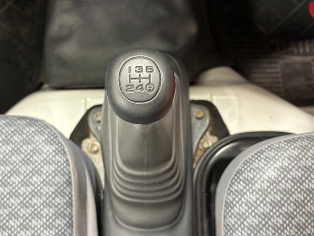 ハイゼットトラック 農用スペシャル AM・FMラジオ マニュアルエアコン MT 荷台作業灯 リヤ4枚リーフスプリング(12枚目)