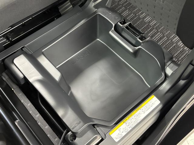 ピクシスメガ Gターボ レジャーエディションSAIII カーナビ バックカメラ ETC CVT ターボエンジン 両側電動スライドドア オートライト オートエアコン LEDヘッドランプ LEDフォグランプ(54枚目)