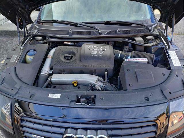 TTクーペ 1.8Tクワトロ 4WD ETC 6MT HID シートヒーター アルミホイール 盗難防止システム 衝突安全ボディ ABS ESC CD エアコン パワーステアリング パワーウィンドウ(11枚目)