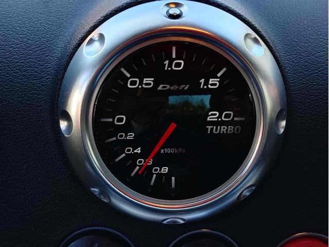 TTクーペ 1.8Tクワトロ 4WD ETC 6MT HID シートヒーター アルミホイール 盗難防止システム 衝突安全ボディ ABS ESC CD エアコン パワーステアリング パワーウィンドウ(13枚目)