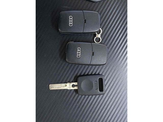 TTクーペ 1.8Tクワトロ 4WD ETC 6MT HID シートヒーター アルミホイール 盗難防止システム 衝突安全ボディ ABS ESC CD エアコン パワーステアリング パワーウィンドウ(49枚目)