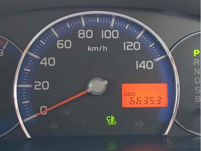 ピクシススペース L 4WD ベンチシート CVT 盗難防止システム ABS CD 衝突安全ボディ エアコン パワーステアリング パワーウィンドウ(6枚目)