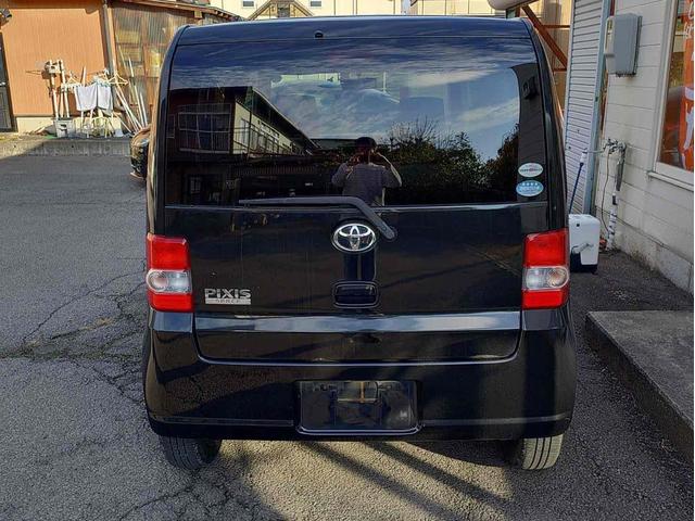 ピクシススペース L 4WD ベンチシート CVT 盗難防止システム ABS CD 衝突安全ボディ エアコン パワーステアリング パワーウィンドウ(9枚目)