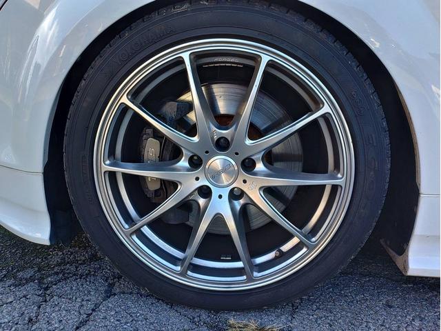 TTSクーペ ベースグレード 4WD ディーラー車 右H Bluetooth対応 ETC 黒/赤レザーシート バックカメラ マニュアルモード付AT 横滑り防止機能 シートエアコン ナビ フルセグTV ターボ CD/DVD再生機能(9枚目)