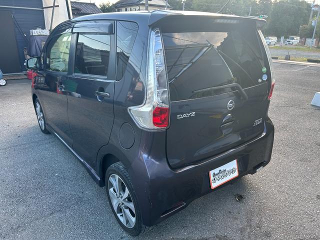 デイズ ハイウェイスター　Ｇターボ　ターボ／バックカメラ／アラウンドビューモニター／パワーステアリング／パワーウィンドウ／ＡＢＳ／フルフラット／衝突安全ボディ／盗難防止システムエアコン／キーレスエントリー（16枚目）