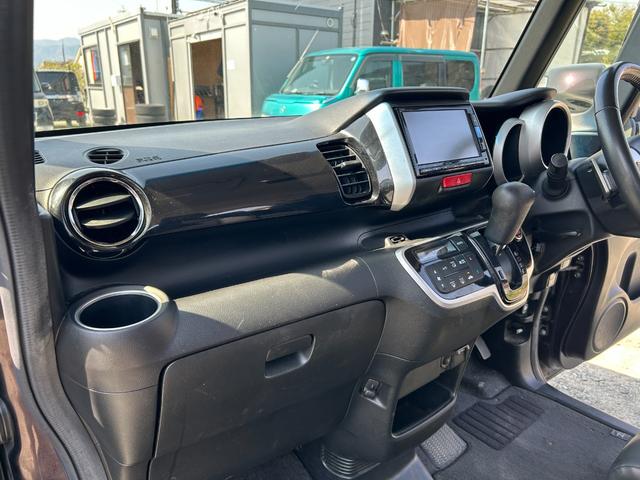 掲載後わずか１日で売れてしまう車も多いです！売約済みだとご迷惑をお掛けしてしまう為、ご来店の際は事前に　電話番号　０５５−２９８−６２２７へご連絡を♪