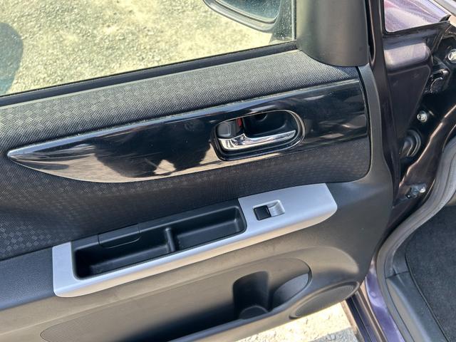 中古車販売　オーシャンデザイン山梨甲府店〒４００−０８３６　山梨県甲府市小瀬町１１３０−１　ＴＥＬ：０５５−２９８−６２２７　ＦＡＸ：０５５−２４２−６７８４