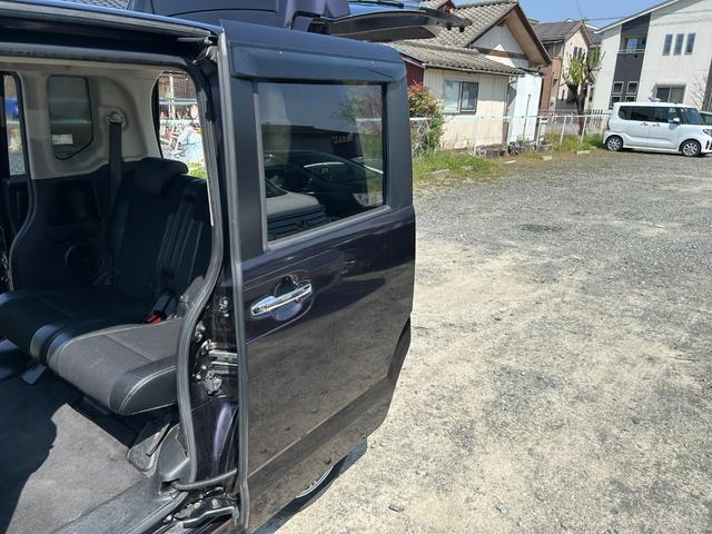 内装や外装も隅々までクリーニングしてからご納車致します♪