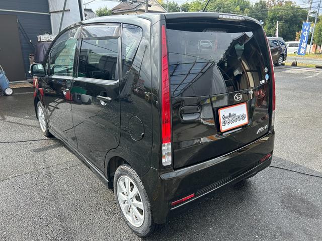 ムーヴ カスタム　Ｘリミテッド　パワーステアリング／パワーウィンドウ／ＣＤ／オーディオ／ＡＭ・ＦＭラジオ／ＡＢＳ／フルフラット／衝突安全ボディ／盗難防止システムエアコン／キーレスエントリー／（15枚目）