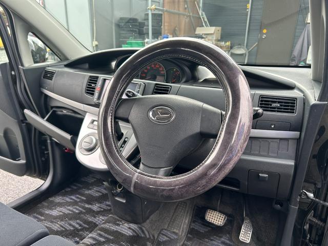 ムーヴ カスタム　Ｘリミテッド　パワーステアリング／パワーウィンドウ／ＣＤ／オーディオ／ＡＭ・ＦＭラジオ／ＡＢＳ／フルフラット／衝突安全ボディ／盗難防止システムエアコン／キーレスエントリー／（16枚目）