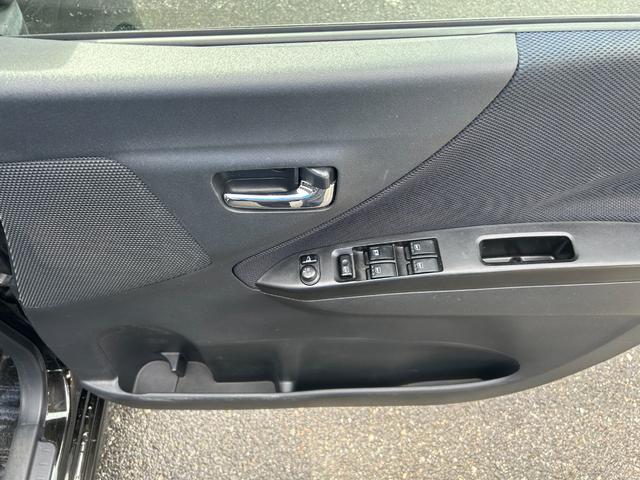 ムーヴ カスタム　Ｘリミテッド　パワーステアリング／パワーウィンドウ／ＣＤ／オーディオ／ＡＭ・ＦＭラジオ／ＡＢＳ／フルフラット／衝突安全ボディ／盗難防止システムエアコン／キーレスエントリー／（43枚目）