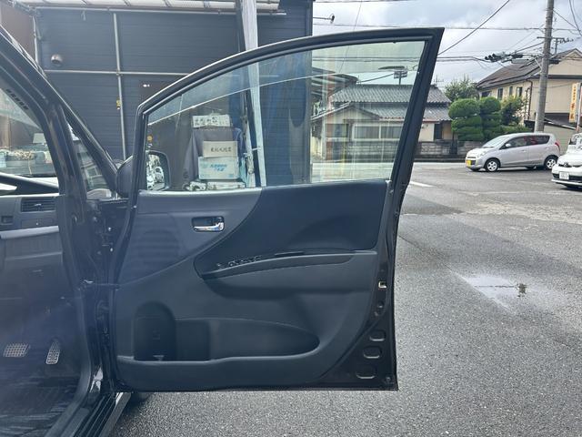 ムーヴ カスタム　Ｘリミテッド　パワーステアリング／パワーウィンドウ／ＣＤ／オーディオ／ＡＭ・ＦＭラジオ／ＡＢＳ／フルフラット／衝突安全ボディ／盗難防止システムエアコン／キーレスエントリー／（47枚目）