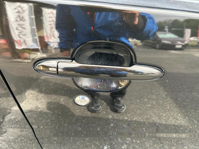 ムーヴ カスタム　Ｘリミテッド　パワーステアリング／パワーウィンドウ／ＣＤ／オーディオ／ＡＭ・ＦＭラジオ／ＡＢＳ／フルフラット／衝突安全ボディ／盗難防止システムエアコン／キーレスエントリー／（51枚目）