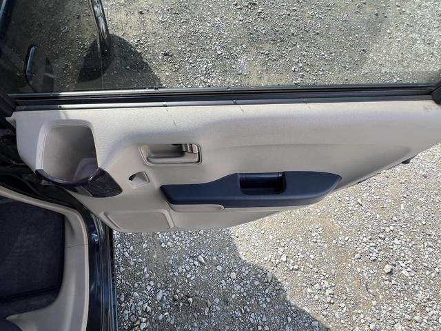 ライフ Ｇ　車検８年１０月／バックカメラ／エアコン／キーレスエントリー／パワーステアリング／パワーウィンドウ／ＣＤ／オーディオ／ＡＭ・ＦＭラジオ／ＡＢＳ／フルフラット／衝突安全ボディ／ＥＴＣ／（46枚目）