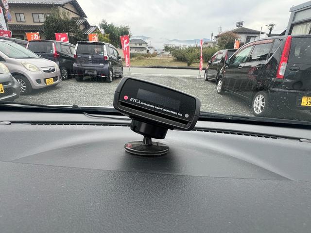 ムーヴ カスタム X パワーステアリング/パワーウィンドウ/CD/オーディオ/AM・FMラジオ/ABS/フルフラット/衝突安全ボディ/盗難防止システムエアコン/キーレスエントリー(35枚目)