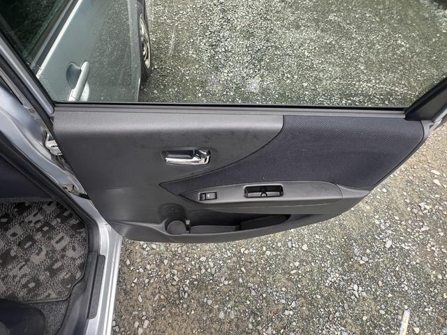 ムーヴ カスタム X パワーステアリング/パワーウィンドウ/CD/オーディオ/AM・FMラジオ/ABS/フルフラット/衝突安全ボディ/盗難防止システムエアコン/キーレスエントリー(43枚目)