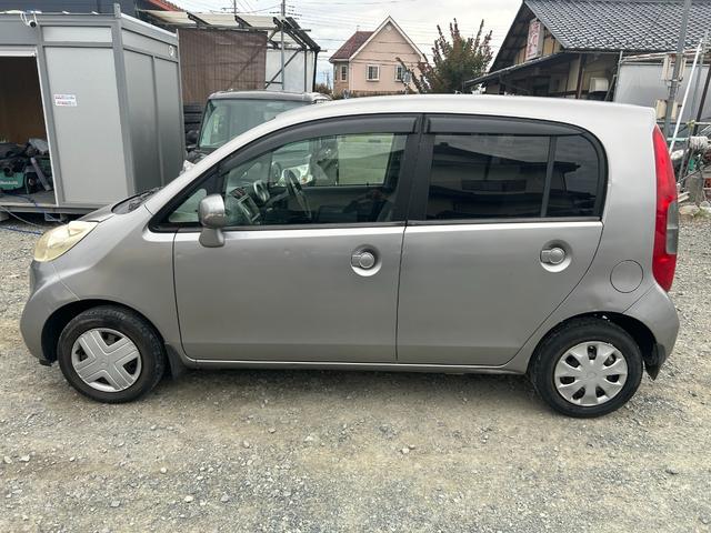 ライフ Ｆ　エアコン／キーレスエントリー／パワーステアリング／パワーウィンドウ／ＣＤ／オーディオ／ＡＭ・ＦＭラジオ／ＡＢＳ／フルフラット／衝突安全ボディ（13枚目）