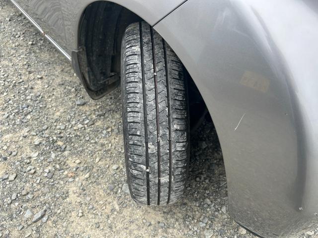 ライフ Ｆ　エアコン／キーレスエントリー／パワーステアリング／パワーウィンドウ／ＣＤ／オーディオ／ＡＭ・ＦＭラジオ／ＡＢＳ／フルフラット／衝突安全ボディ（52枚目）