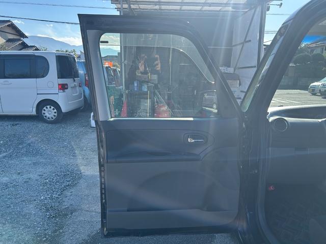 タント カスタムＶセレクションターボ　片側電動スライドドア／パワーステアリング／パワーウィンドウ／ＣＤ／オーディオ／ＡＭ・ＦＭラジオ／ＡＢＳ／フルフラット／衝突安全ボディ／盗難防止システムエアコン／キーレスエントリー（52枚目）