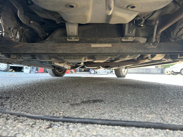 タント カスタムＶセレクションターボ　片側電動スライドドア／パワーステアリング／パワーウィンドウ／ＣＤ／オーディオ／ＡＭ・ＦＭラジオ／ＡＢＳ／フルフラット／衝突安全ボディ／盗難防止システムエアコン／キーレスエントリー（60枚目）