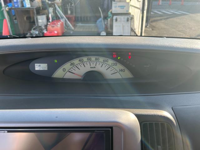 内装や外装も隅々までクリーニングしてからご納車致します♪　中古車でも安心綺麗（＊’▽’）