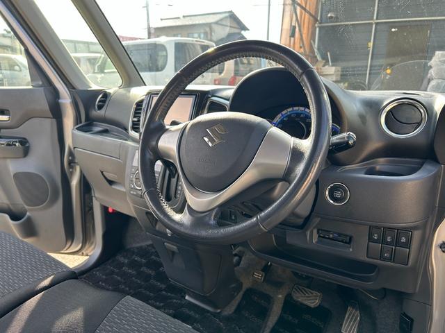 スペーシアカスタム ＴＳ　車検整備付き／両側電動スライドドア／パワーステアリング／パワーウィンドウ／ナビ／ＴＶ／ＡＢＳ／フルフラット／衝突安全ボディ／盗難防止システムエアコン／キーレスエントリー／（19枚目）