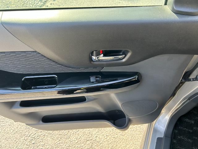 スペーシアカスタム ＴＳ　車検整備付き／両側電動スライドドア／パワーステアリング／パワーウィンドウ／ナビ／ＴＶ／ＡＢＳ／フルフラット／衝突安全ボディ／盗難防止システムエアコン／キーレスエントリー／（48枚目）