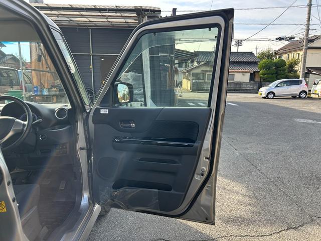 スペーシアカスタム ＴＳ　車検整備付き／両側電動スライドドア／パワーステアリング／パワーウィンドウ／ナビ／ＴＶ／ＡＢＳ／フルフラット／衝突安全ボディ／盗難防止システムエアコン／キーレスエントリー／（50枚目）