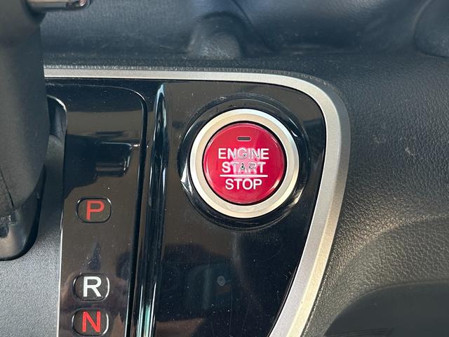 N-BOXカスタム G・ターボAパッケージ 両側スライドドアエアコン/キーレスエントリー/パワーステアリング/パワーウィンドウ/ABS/フルフラット/衝突安全ボディ/盗難防止システム(40枚目)