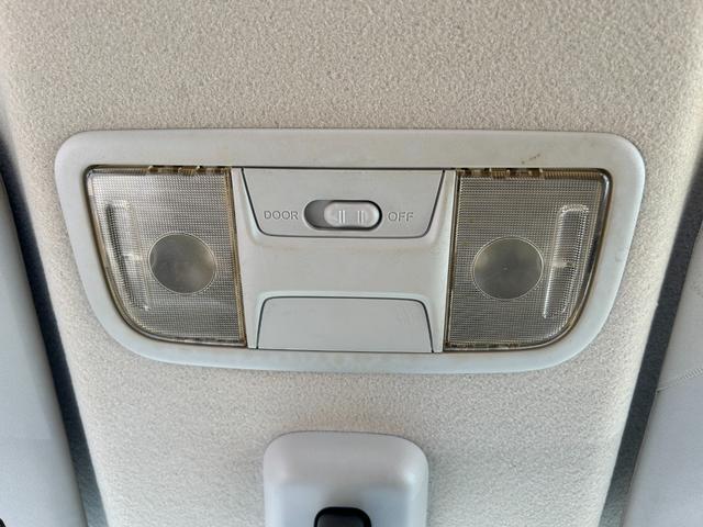 N-BOXカスタム G・ターボAパッケージ 両側スライドドアエアコン/キーレスエントリー/パワーステアリング/パワーウィンドウ/ABS/フルフラット/衝突安全ボディ/盗難防止システム(47枚目)