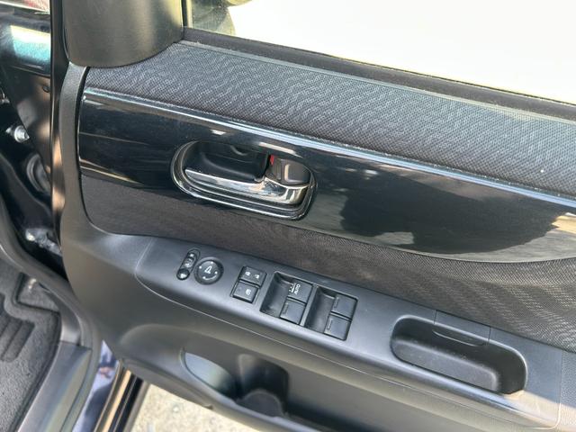 N-BOXカスタム G・ターボAパッケージ 両側スライドドアエアコン/キーレスエントリー/パワーステアリング/パワーウィンドウ/ABS/フルフラット/衝突安全ボディ/盗難防止システム(48枚目)