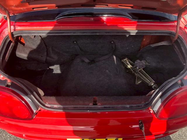カプチーノ ベースグレード　同色全塗装・５ＭＴ・クラフトマンタフエンジン・Ｄｅｆｉ追加メーター・ＧＲｅｄｄｙ　ｅ－ｍａｎａｇｅ・アラゴスタ車高調・ロールバー・ＨＴ０７タービン・ＴＯＭＥＩフューエルレギュレーター（14枚目）