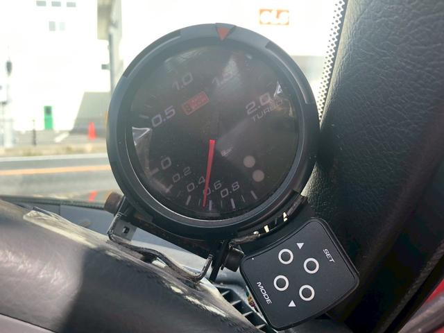 カプチーノ ベースグレード　同色全塗装・５ＭＴ・クラフトマンタフエンジン・Ｄｅｆｉ追加メーター・ＧＲｅｄｄｙ　ｅ－ｍａｎａｇｅ・アラゴスタ車高調・ロールバー・ＨＴ０７タービン・ＴＯＭＥＩフューエルレギュレーター（23枚目）