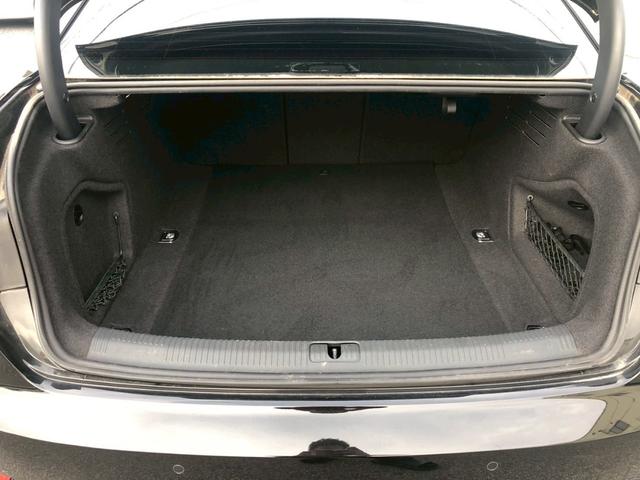 A4 1.4TFSIスポーツ Sラインパッケージ アシスタンスPKG バーチャルコクピット パワーシート シートヒーター 全方位バックカメラ 左右独立温度調整オートエアコン LEDヘッドランプ シーケンシャルウィンカー スペアキー(11枚目)