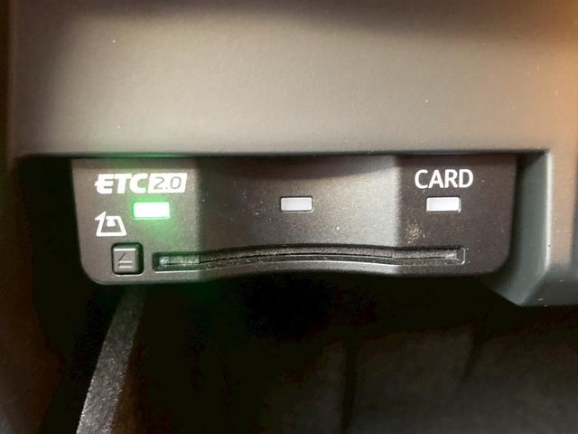 A4 1.4TFSIスポーツ Sラインパッケージ アシスタンスPKG バーチャルコクピット パワーシート シートヒーター 全方位バックカメラ 左右独立温度調整オートエアコン LEDヘッドランプ シーケンシャルウィンカー スペアキー(23枚目)