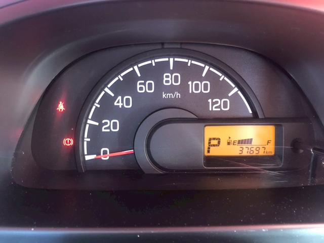 キャリイトラック KCスペシャル 4WD・純正ラジオデッキ・デュアルカメラブレーキサポート・車線逸脱防止・ドライブレコーダー・パワーウィンドウ・エアコン・横滑り防止・ヘッドライトレベライザー・シガーソケット・灰皿(16枚目)